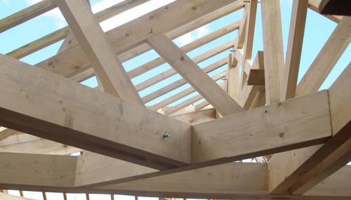 Rénovation charpente en bois Libourne