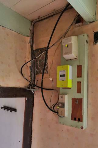 Installation électrique hors d'age et non conforme à la règlementation: A RENOVER!!