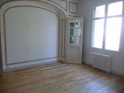 Rénovation d'un appartement ancien à Ecully : travaux de peinture