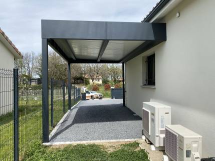 Pose d'un carport en acier - Montauban 82000