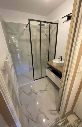 Salle de bain après