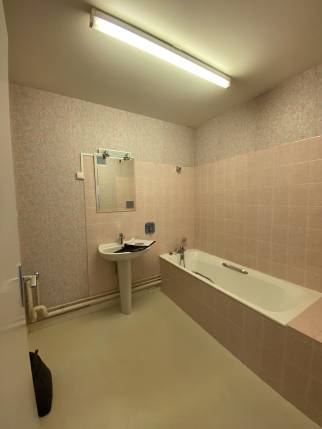 Rénovation de salle de bain - salle de bain avant travaux - Cholet 49