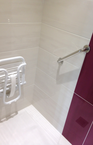 Equipement pour personne à mobilité réduite