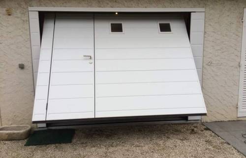 Construction de garage avec ouverture basculante et accès piéton - Cergy - 95800 -