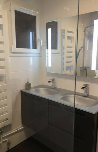 Meuble double-vasque Bluetooth (Brunoy 91800)