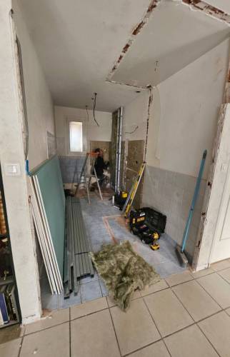 salle de bain à Meyzieu (69330)