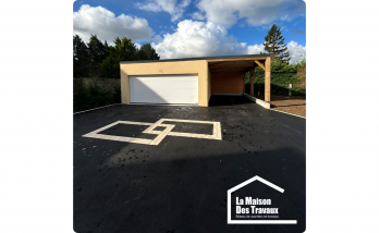 Aménagement extérieur réussi avec garage et carport attenant - Domagné 35113