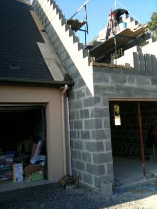Construction d'un garage pour un agrandissement de maison