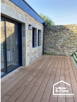 Terrasse en bois composite dans le Morbihan
