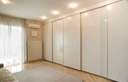 Création d'un meuble sur-mesure à Paris étoile