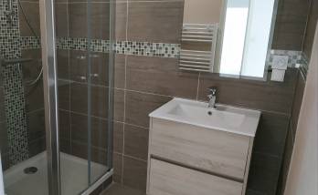 Aménagement SDE après dépose ancienne salle de bain à Camare-sur-Mer (29570)