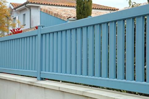 cloture PVC - La Maison Des Travaux