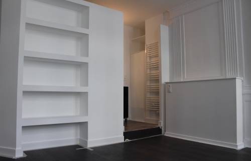 Dressing - maçon 44, peintre 44, carreleur 44, électricien 44, plombier 44, cuisiniste 44