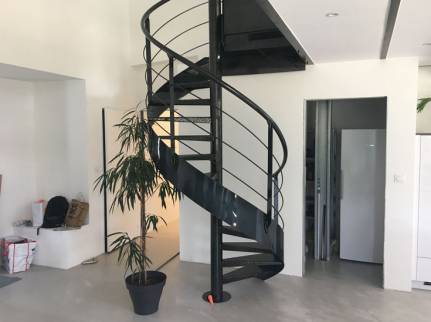 Pose escalier appartement Nantes