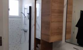 Douche et paroi de douche