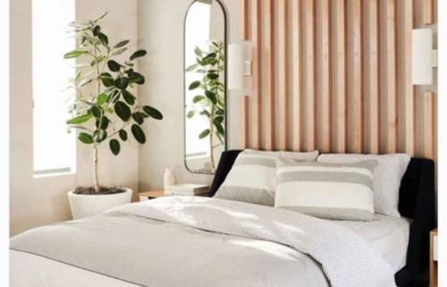 Chambre avec tête de lit claustra à Orsay (91)