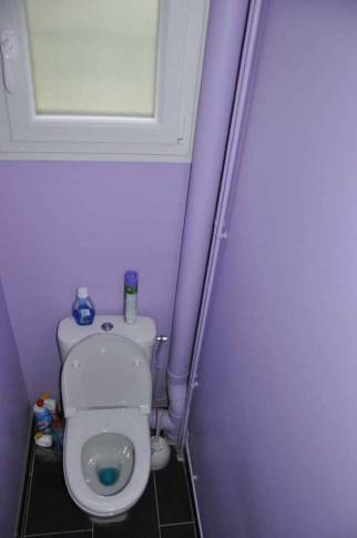 WC dans une maison rénovée - Combs-la-Ville 77380