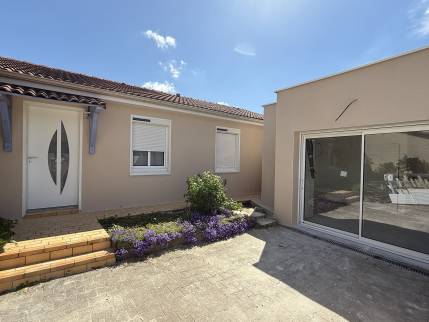 Façade de maison rénovée - Chabeuil 26120