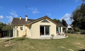 Réalisation d'une extension de la pièce de vie