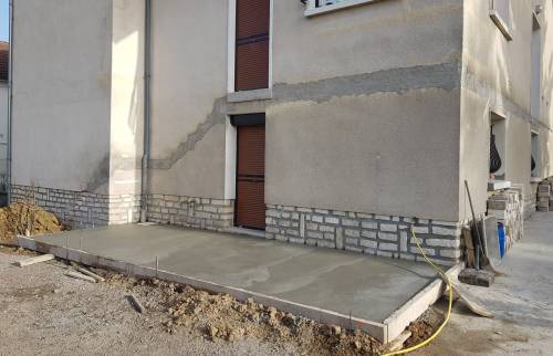 chape beton terrasse en bois de méleze à Cosne sur Loire