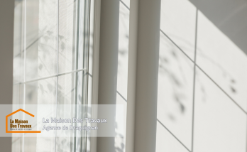 Fenêtre PVC double vitrage avec croisillons intégrés 