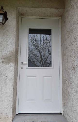 Porte alu semi-vitée