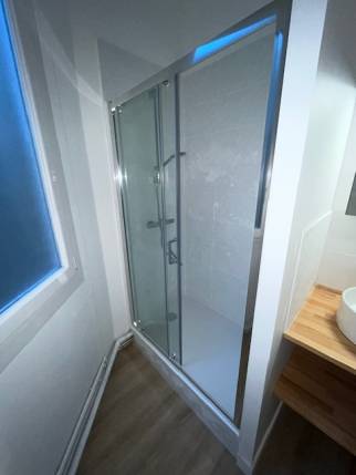Nouvelle salle de bain dans appartement rénové - Nantes 44