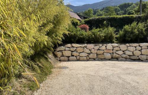 le nouveau mur d'enrochement