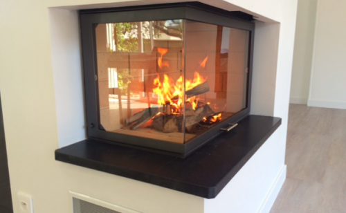 Cheminée avec vitre latérale Chenôve