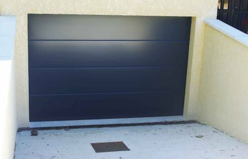 Fourniture et Pose d'un Porte de Garage - Lyon / Bron