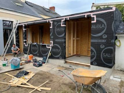  Travaux de construction d'une extension de maison à ossature bois - Nantes 44000