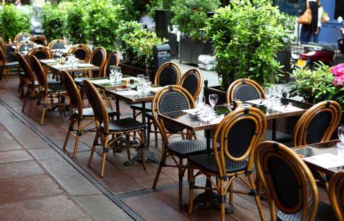 Rénover la terrasse d'un hôtel à Boulogne