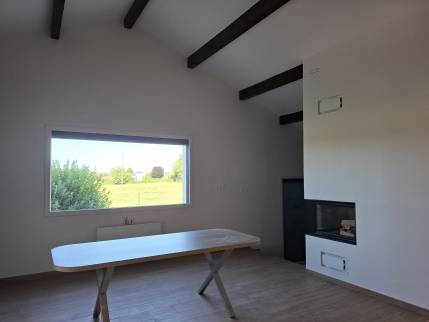 Travaux d'installation de cheminée design à foyer fermé - Ambérieu-en-Bugey 01500