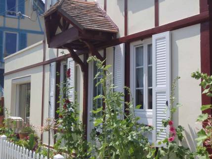 Repeindre l'extérieur de sa maison dans le Calvados