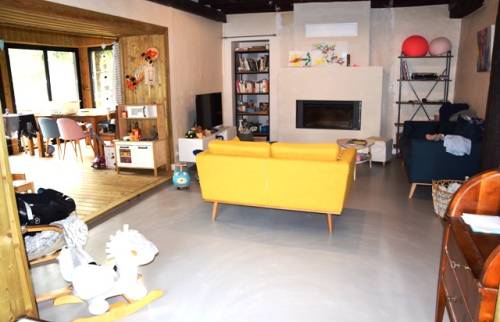 Pose d'un sol en béton ciré