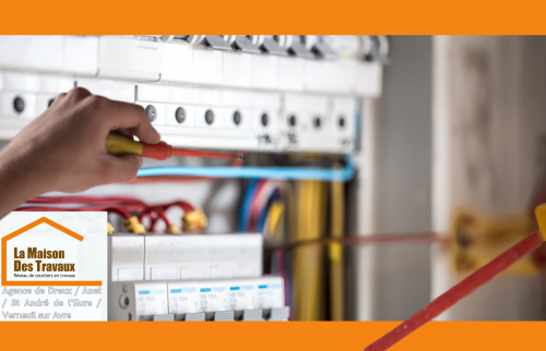 Mise aux normes électrique à Dreux : intervention rapide et sécurisée par des artisans qualifiés, supervisée par nos courtiers.
