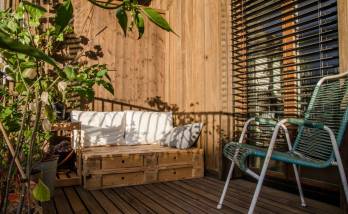 Aménager une terrasse en bois à Paris étoile