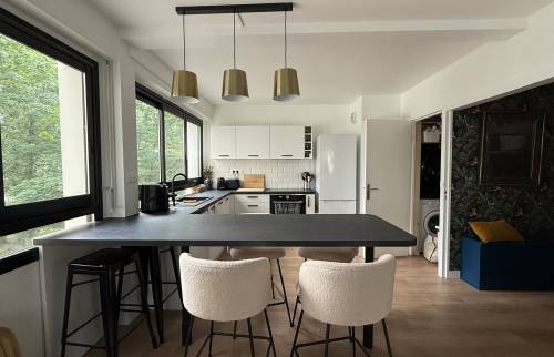 Rénovation de cuisine, revêtement de sol et meuble télé à Antony