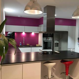 travaux de cuisine colorée 