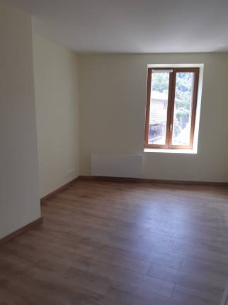  Nouvelle chambre de suite parentale rénovée - Jujurieux 01