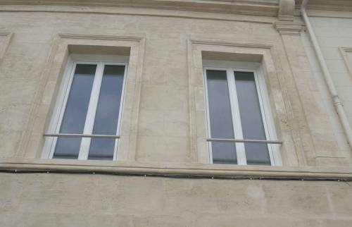 Restauration de façade (en pierre de taille) à Luc sur Mer (côte de Nacre, proche Ouistreham)