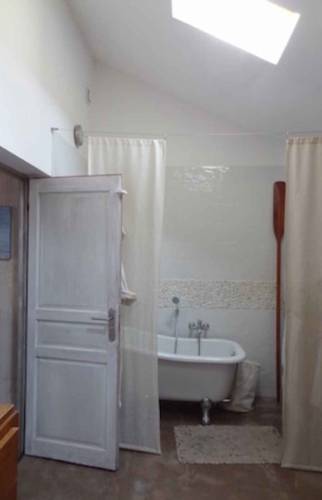 ... et sa salle debain