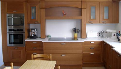 cuisine sur mesure en bois à Hasnon