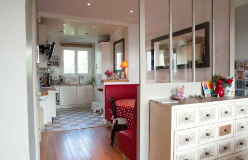 Verrière d'atelier et pose d'un parquet dans un appartement à Lagny sur marne