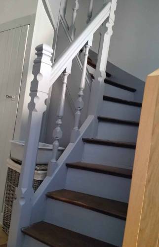 contremarches peintes