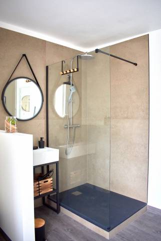 Création de salles d'eau pour chambres d'hôte à La Gouesnière