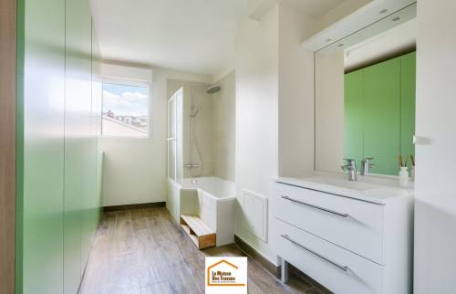 Dressing dans sdb Colombes