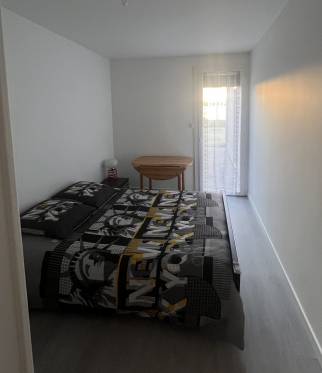 peinture et parquets au menu de cette chambre