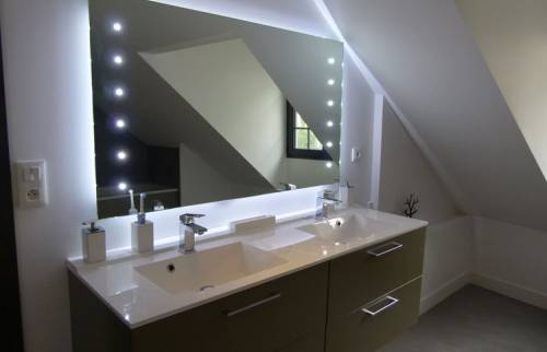 Rénovation d'une salle de bain à Villers-sur-Mer avec La Maison des Travaux Deauville Trouville
