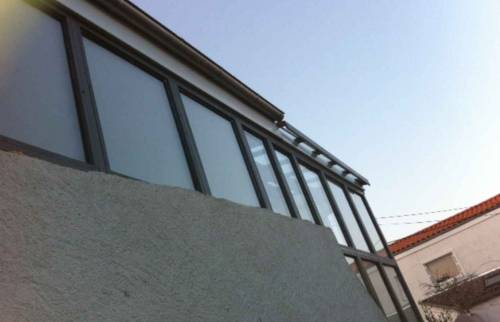 Vertou (44): Création d'une verrière sur un balcon